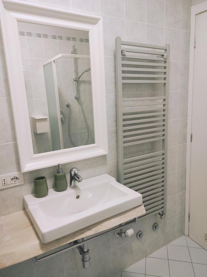 Bed In Bo Saragozza Hotell Bologna Eksteriør bilde