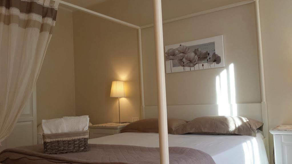 Bed In Bo Saragozza Hotell Bologna Eksteriør bilde